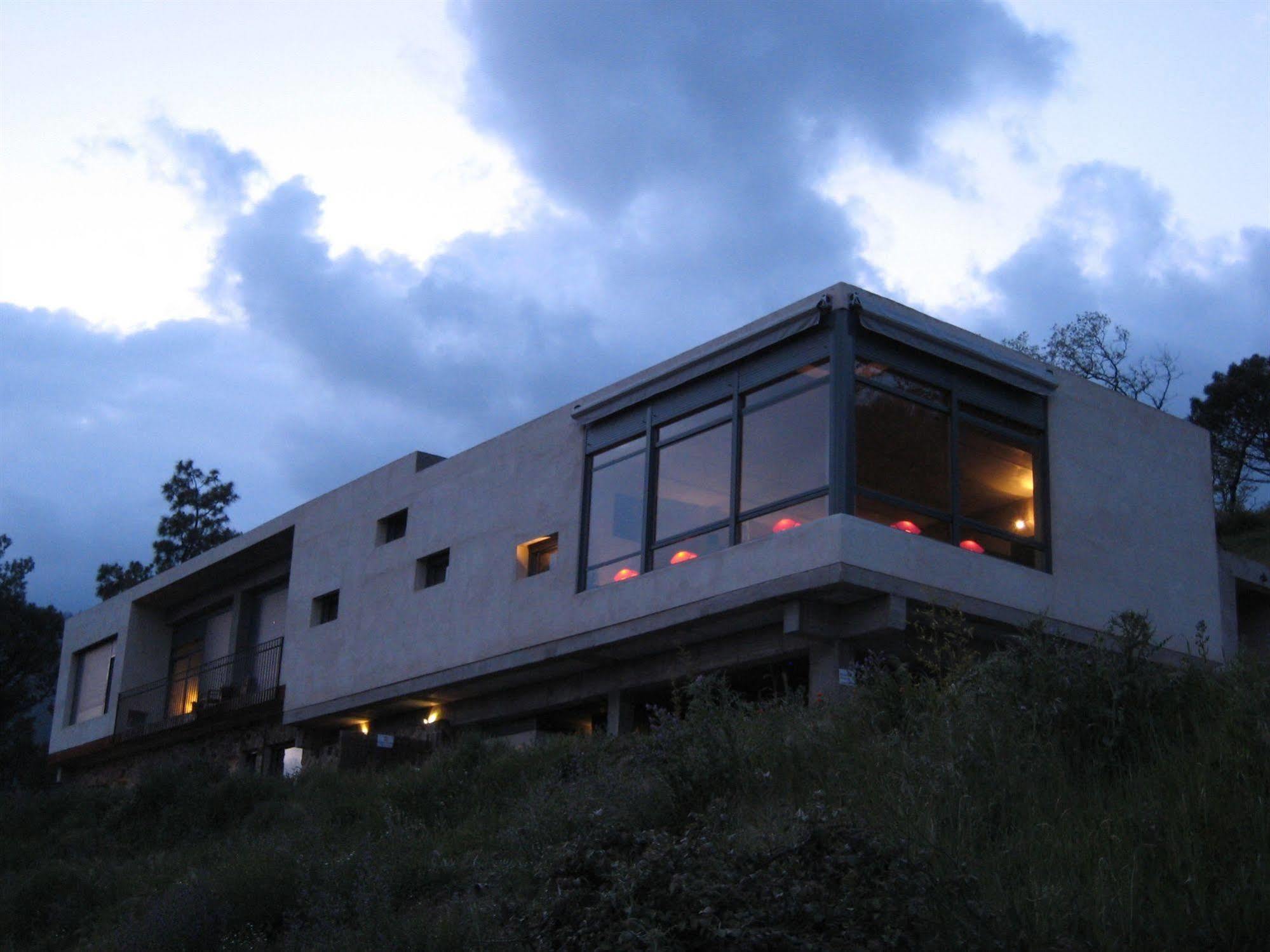 Hotel La Canela Piedralaves Exterior photo